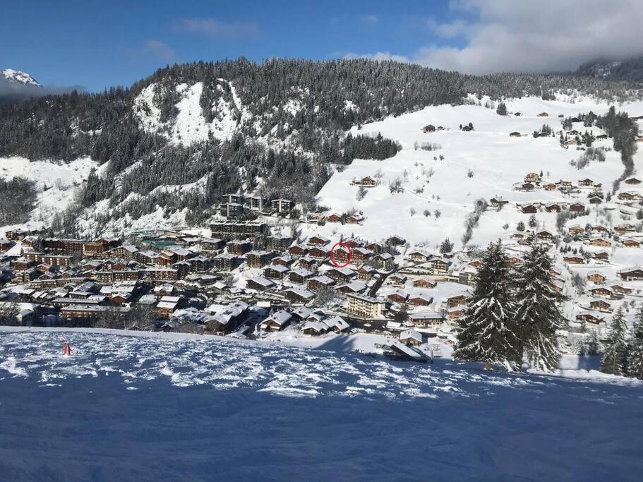 Appartement Cosy Avec Terrasse Sud - Proche Village La Clusaz Exterior photo